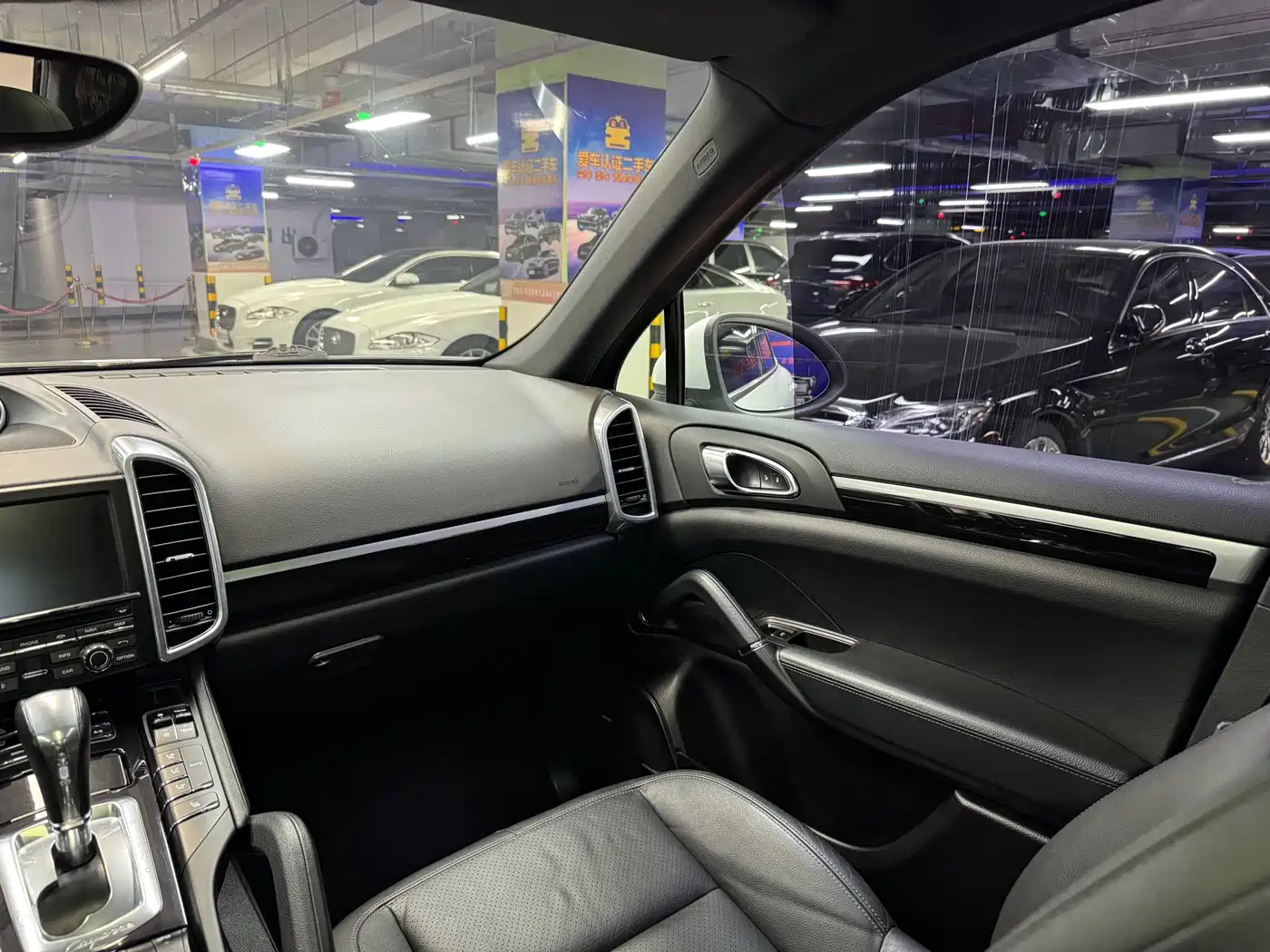 Porsche Cayenne 2011 Cayenne 3.0T фото 18