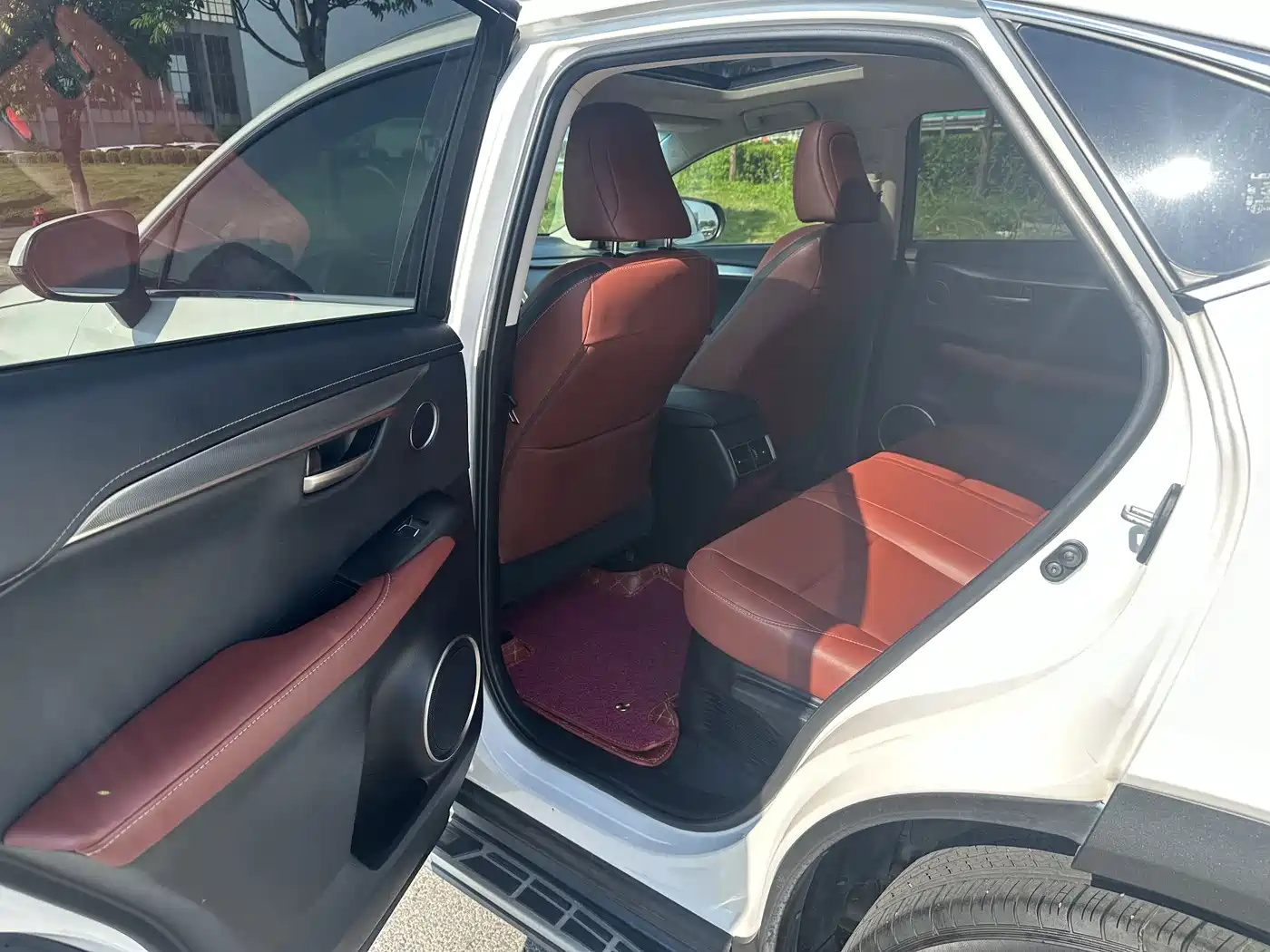 Lexus NX 2015 200t AWD F Sport фото 10