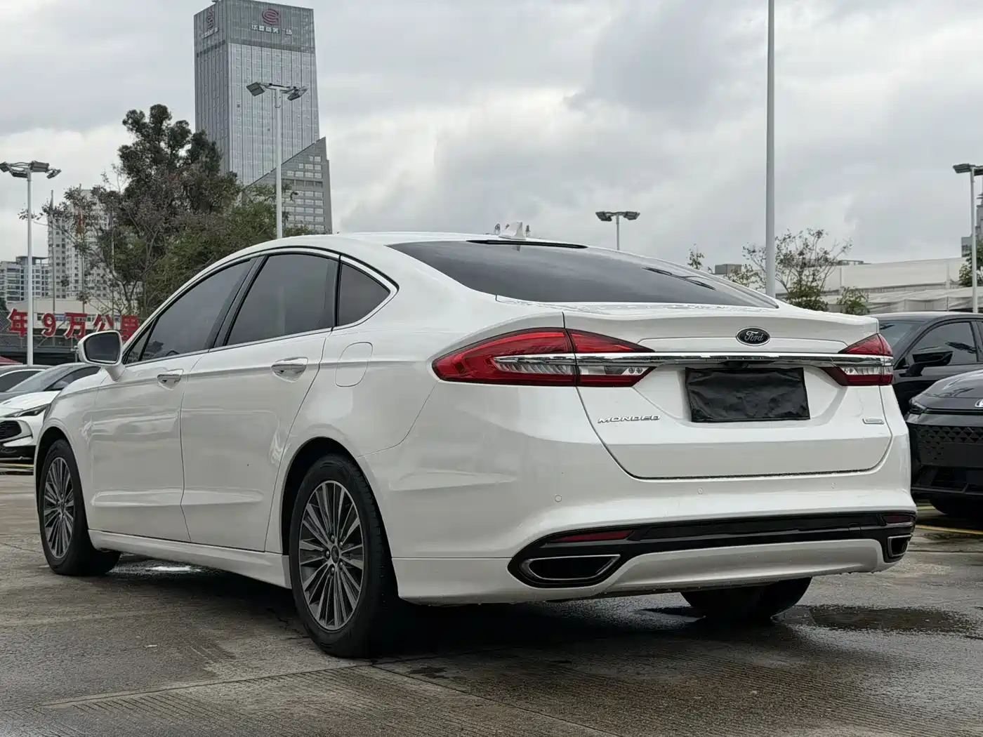 FORD MONDEO