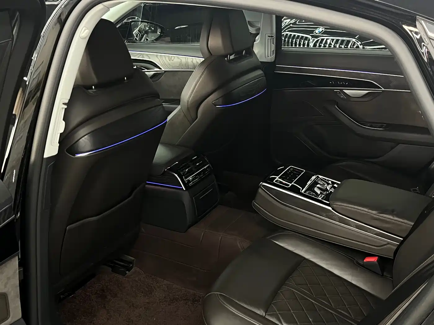 Audi A8 2021 A8L 50 TFSI quattro Comfort фото 8