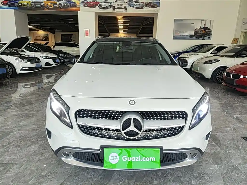 Mercedes-Benz GLA (Import) 2015 GLA 200 фото 3