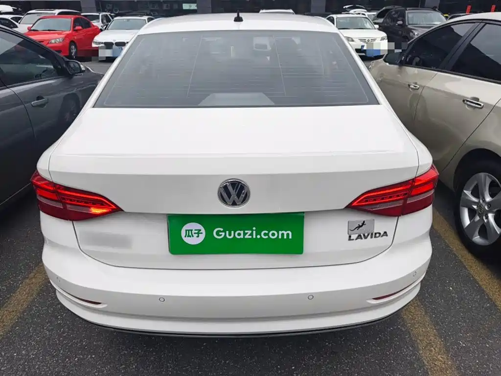 Volkswagen Lavida 2019 1.5L Auto Vision Edition China VI фото 4