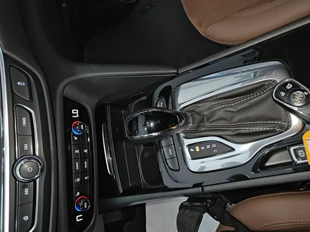 Buick Regal 2019 20T Elite China VI фото 14