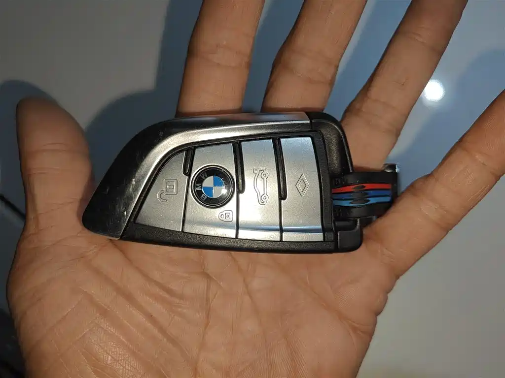 BMW 5 Series 2023 530Li Leading Luxury Package фото 9