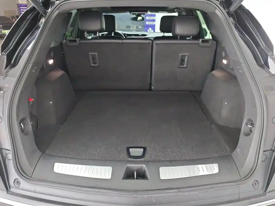 Cadillac XT5 2022 2.0T 2WD Luxury фото 4