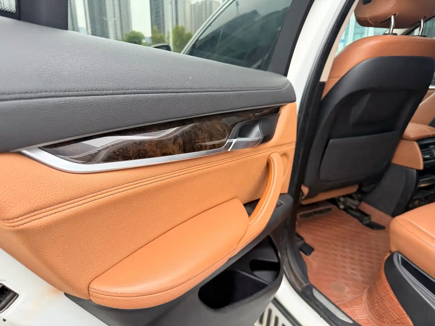 BMW X6 2015 xDrive28i фото 11