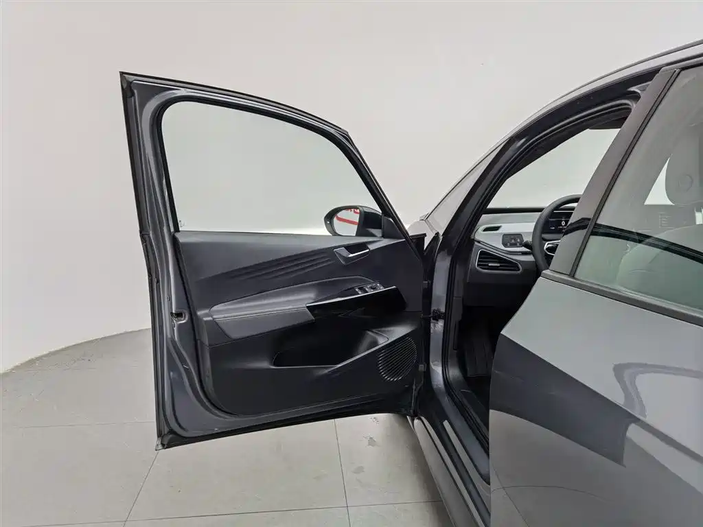 Volkswagen ID.3 2023 Upgraded Pure Intelligence Edition фото 8