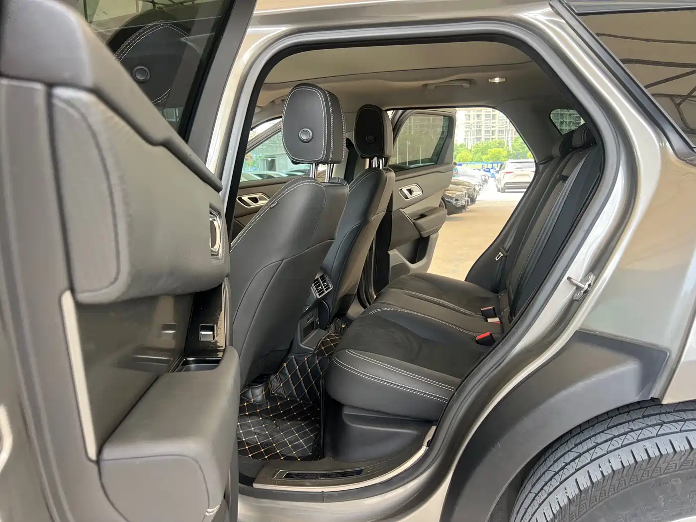 Land Rover Range Rover Velar 2020 P250 фото 29