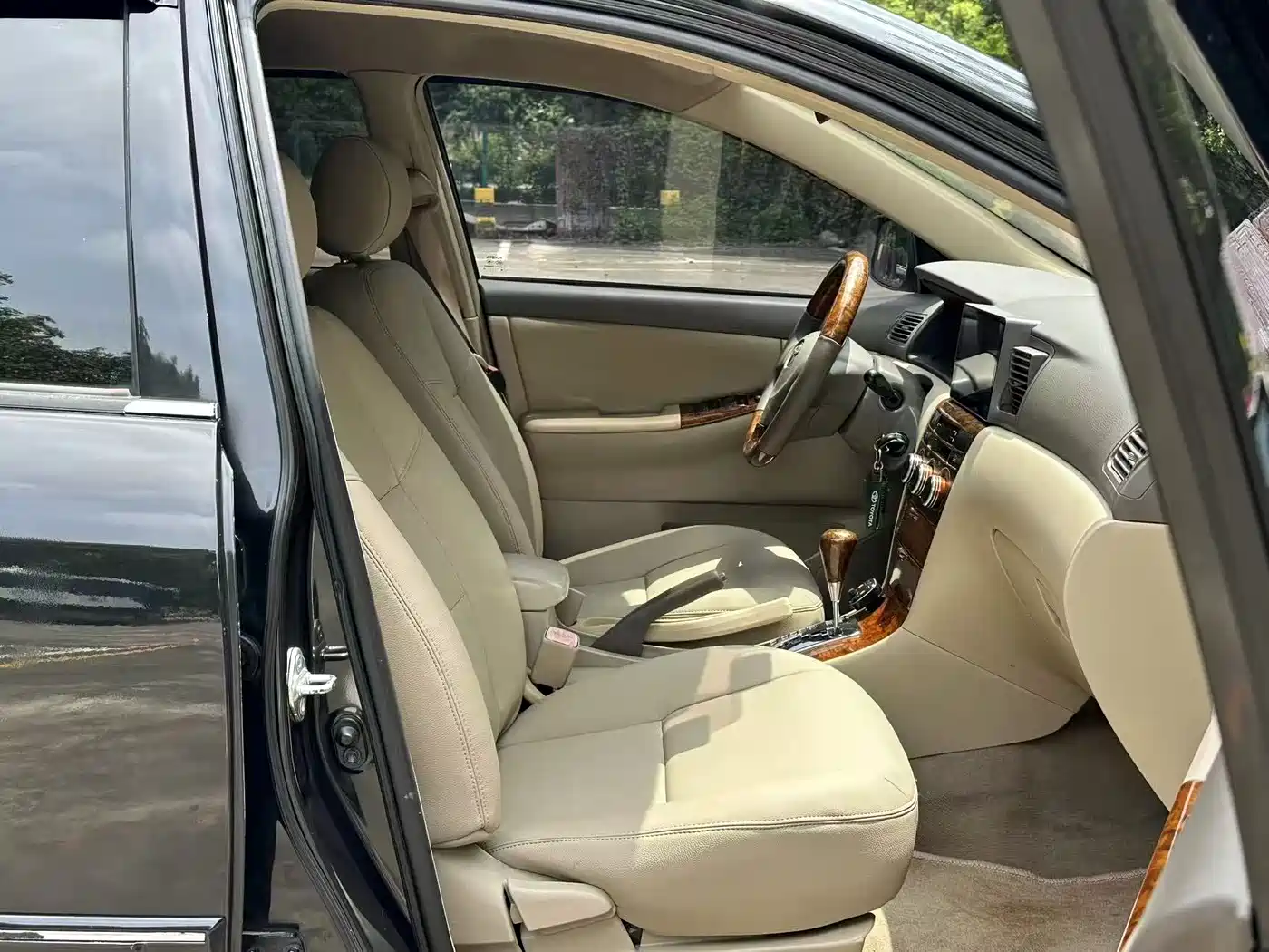 Toyota Corolla 2010 1.6L Automatic Classic Edition фото 5