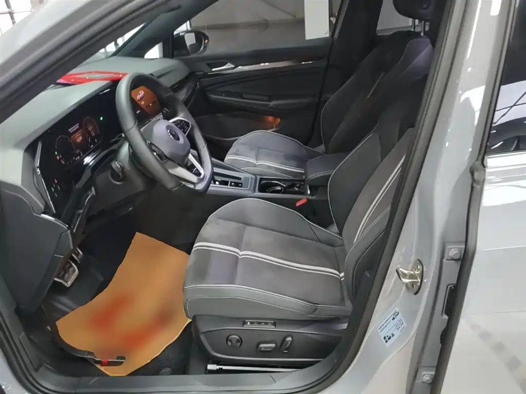 Volkswagen Golf 2023 Facelift 280TSI DSG R-Line Lite фото 11