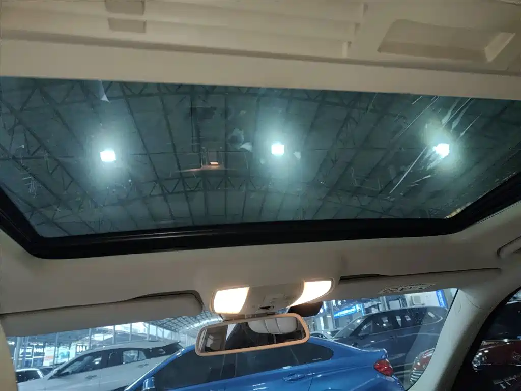 Mercedes-Benz E-Class 2015 E 260 L Sport фото 8