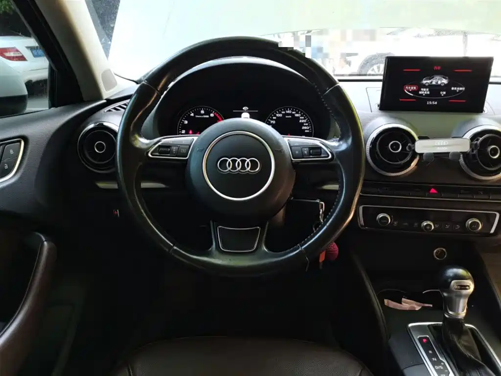 Audi A3 2015 Limousine 35 TFSI Millionth Anniversary Comfort Enjoyment Type фото 3