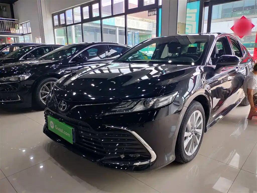 Toyota Camry 2021 2.0G Luxury Edition