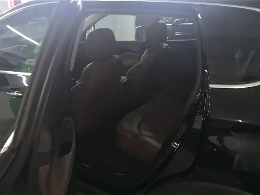 Buick Envision Plus 2020 20T FWD Luxury фото 11