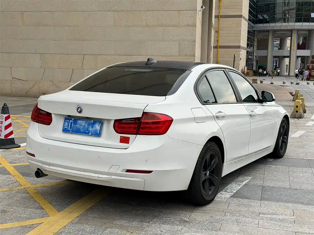 BMW 3 Series 2015 320i Super Joy Fashion фото 4