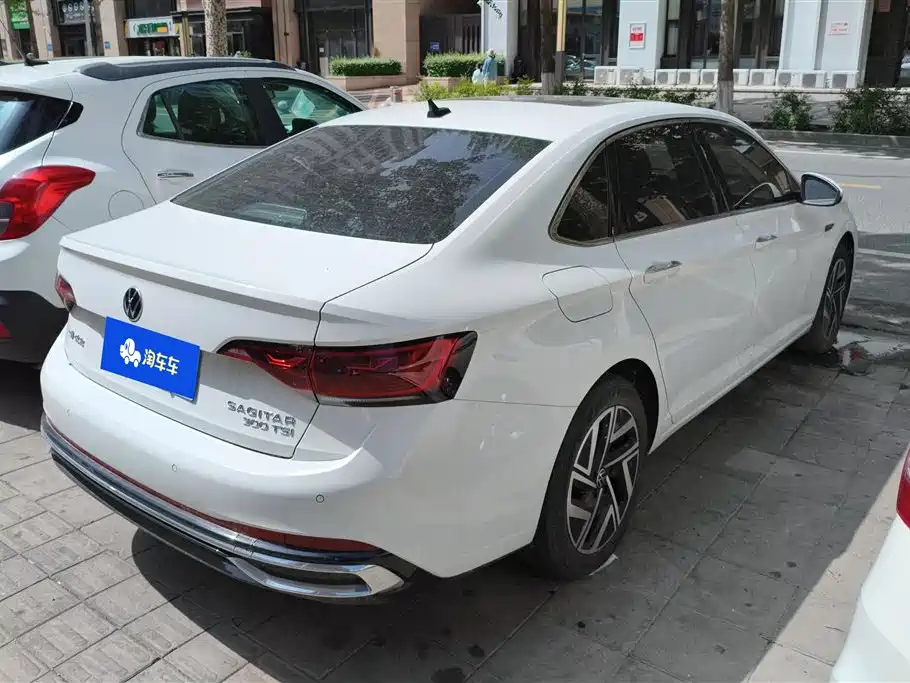 Volkswagen Sagitar 2023 300TSI DSG Surpassing Edition фото 3