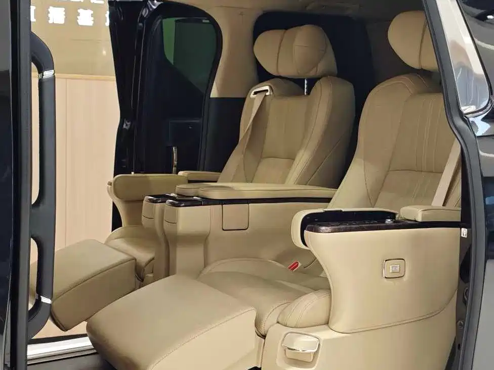 Toyota Alphard 2021 Hybrid 2.5L Premium фото 5