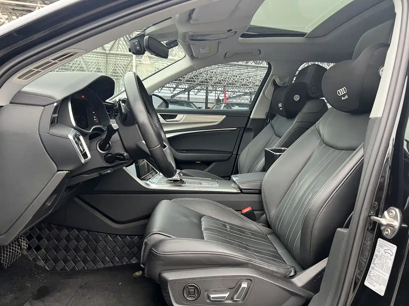 Audi A6L 2023 40 TFSI Luxury Elegance фото 8