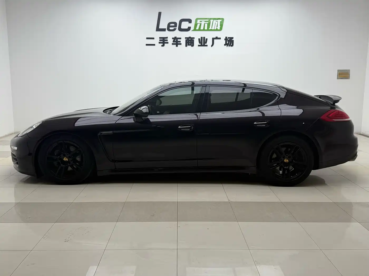 Porsche Panamera 2014 Panamera 3.0T фото 4