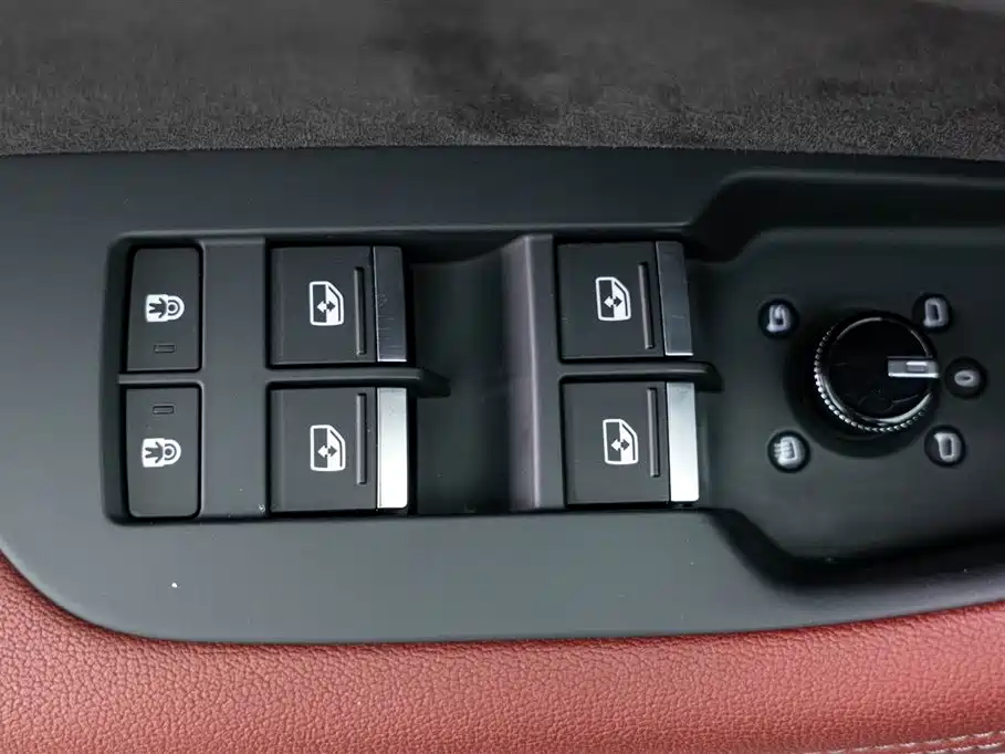 Audi A7L 2024 45 TFSI quattro S-line Black Warrior Edition фото 16