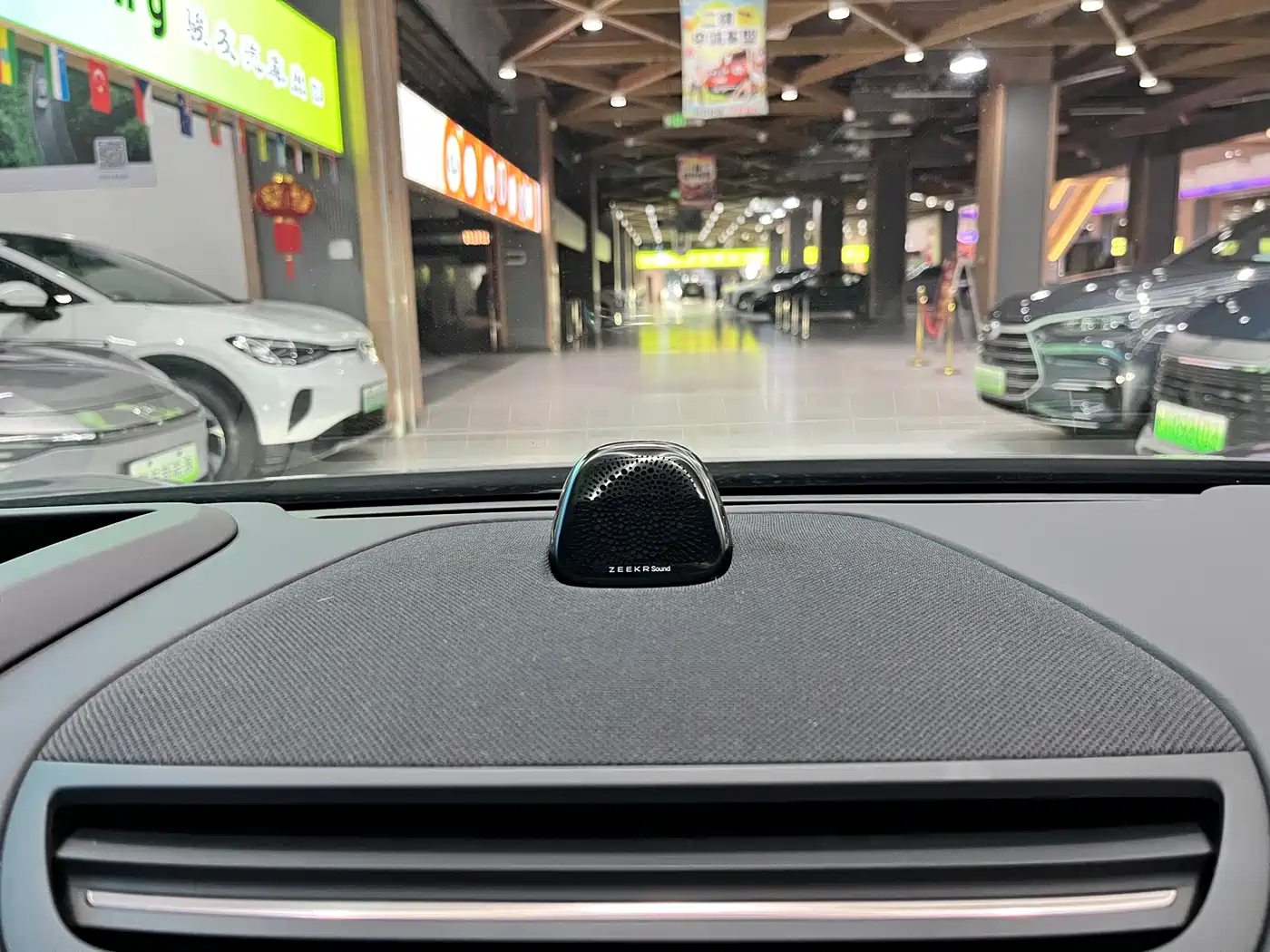 Zeekr 007GT 2025 Long Range RWD Smart Driving Edition 100kWh фото 25