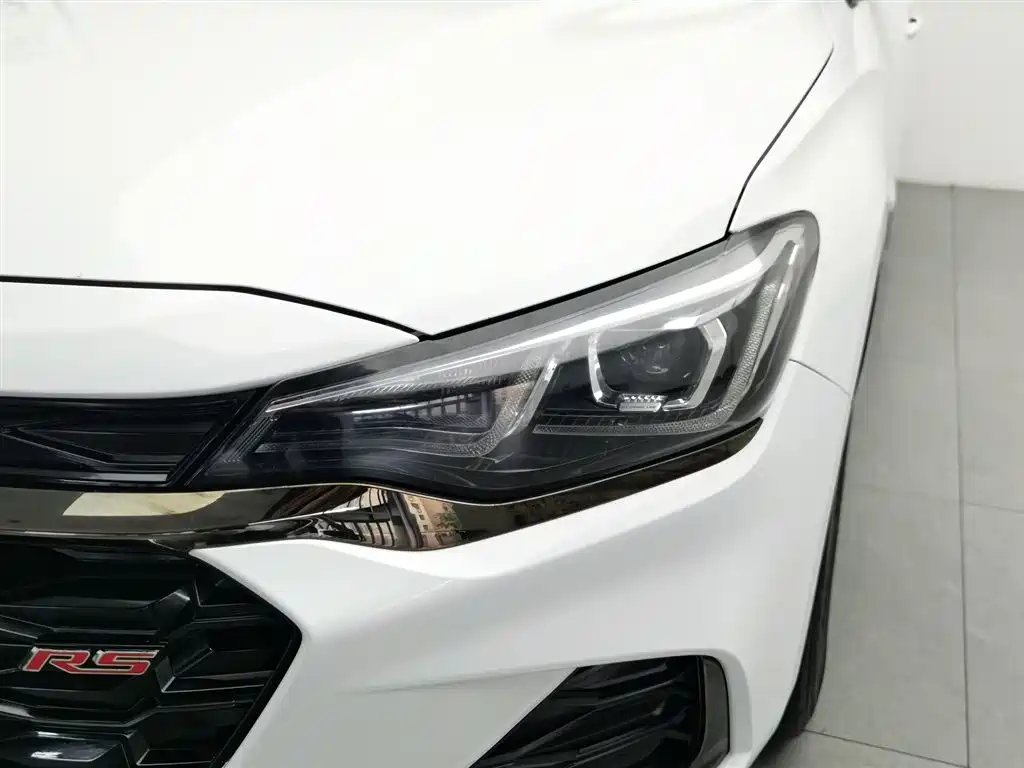 Chevrolet Monza 2019 RS 330T Auto Smooth Edition China VI фото 7