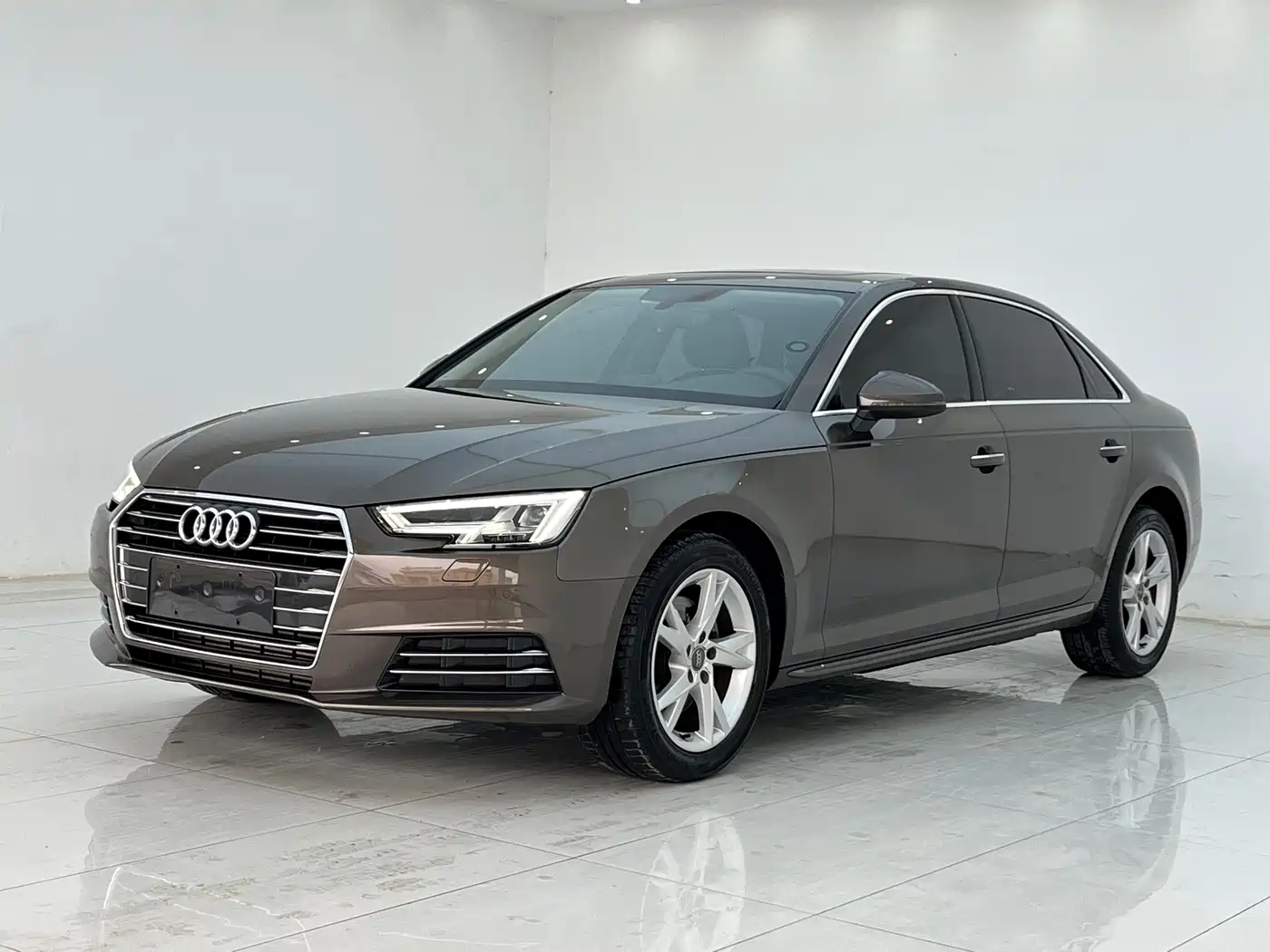 Audi A4L 2018 30th Anniversary 40 TFSI Progressive фото 3