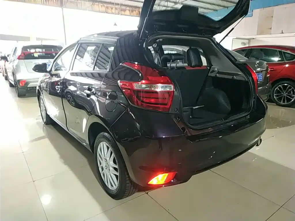 Toyota Vios FS 2019 1.5L CVT Fengchi Edition фото 5