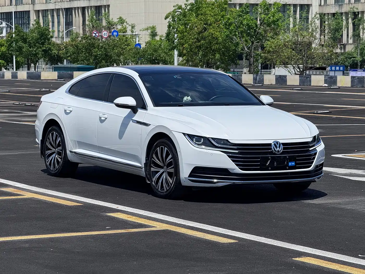 Volkswagen FAW-Volkswagen CC 2020 330TSI Glamour Version China VI фото 8
