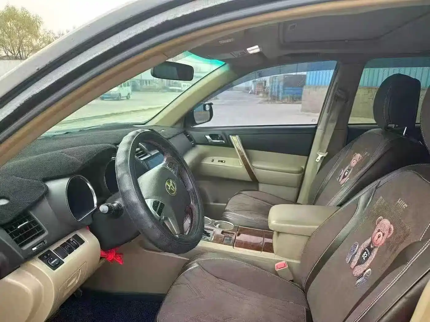 Toyota Highlander 2011 2.7L 2WD 7-seat Luxury фото 4