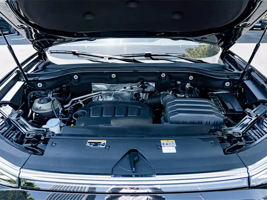 Audi Q6 2023 45 TFSI quattro Uniform Clouds Flying Rider Package фото 24