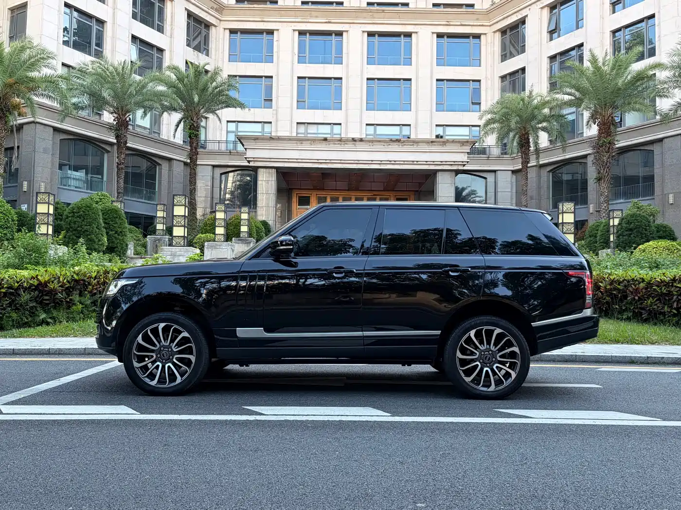Land Rover Range Rover 2017 3.0 SC V6 Vogue фото 5
