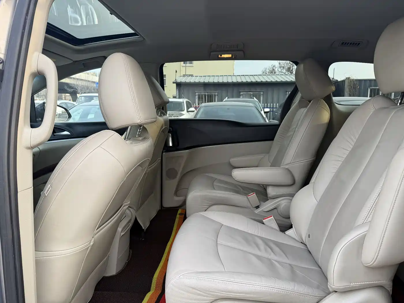 Buick GL8 2017 25S Luxury China V фото 3
