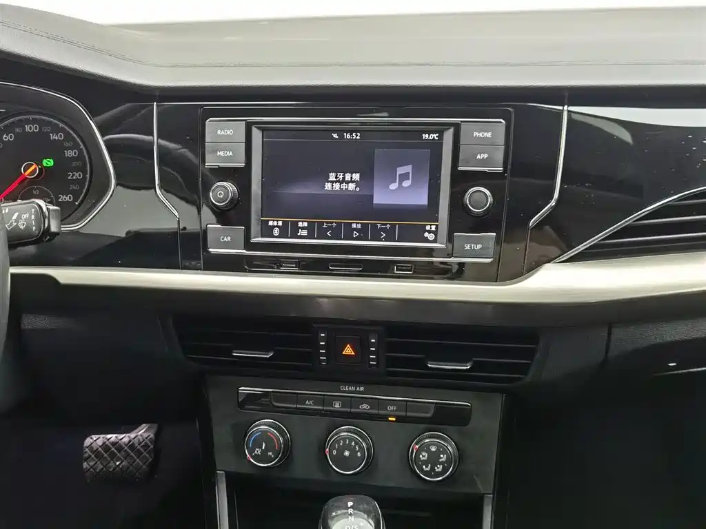 Volkswagen Passat 2019 Model 280TSI Business Edition China VI фото 12