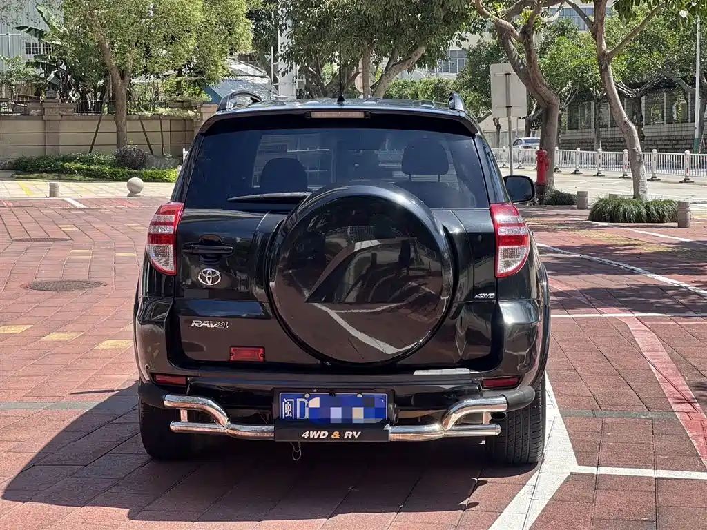 Toyota RAV4 Rongfang 2009 2.4L Automatic Luxury Edition фото 5