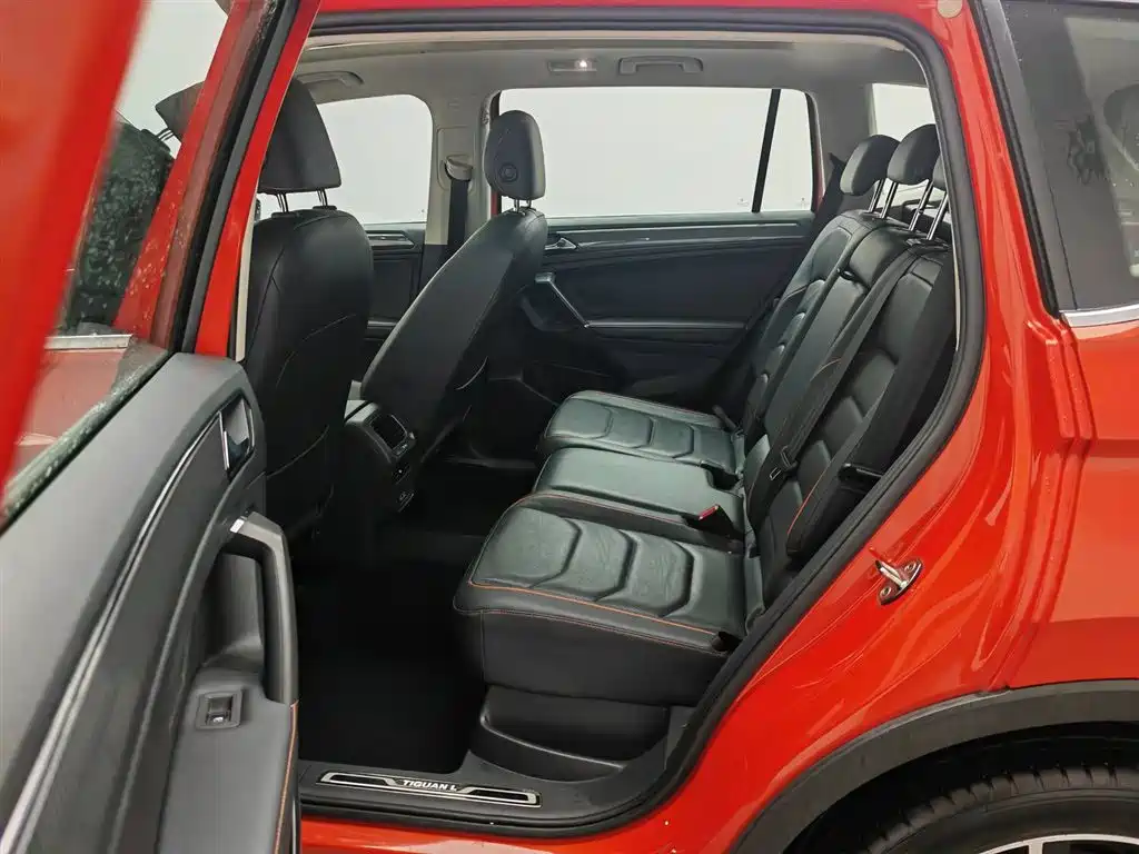 Volkswagen Tiguan L 2018 330TSI Automatic 2WD Flagship Edition фото 15
