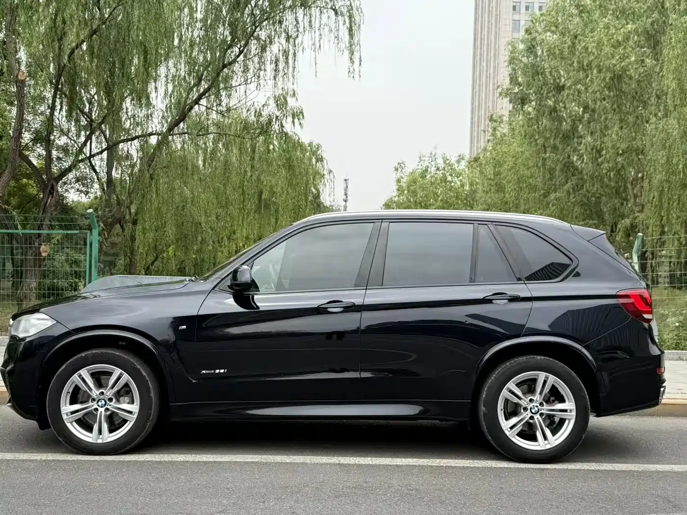 BMW X5 (Import) 2017 xDrive35i M Sport фото 2