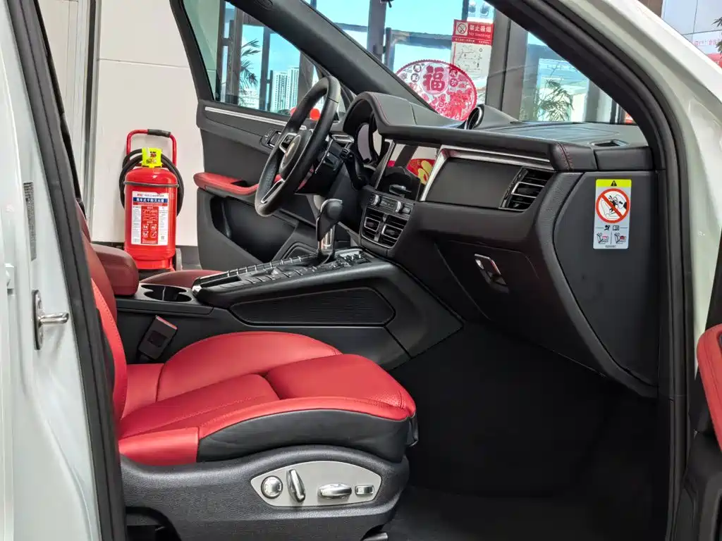 Фото 7 - Porsche Macan
