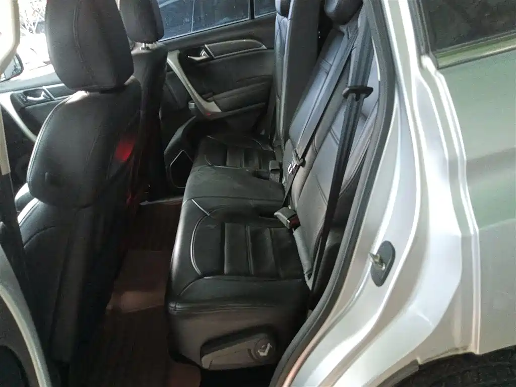 Haval H9 2016 2.0T 4WD Luxury 7-seater фото 13