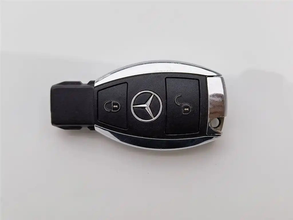 Mercedes-Benz GLA 2017 GLA 220 4MATIC Fashion фото 19