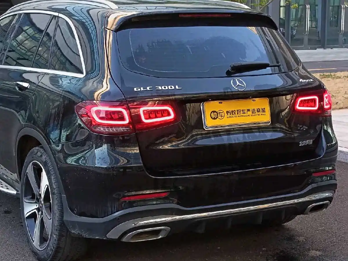 Mercedes-Benz GLC 2022 Facelift GLC 300 L 4MATIC Dynamic Collector's Edition фото 9
