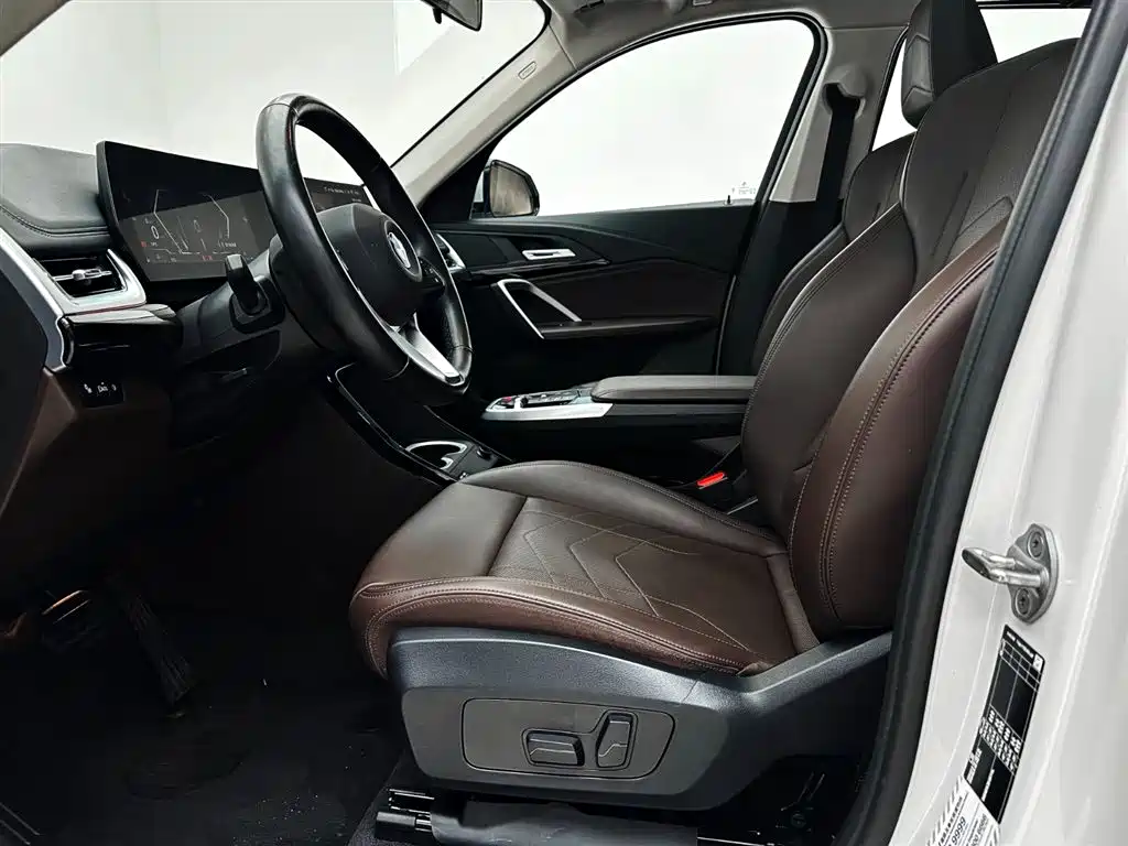 BMW X1 2023 sDrive20Li X Design Package фото 19