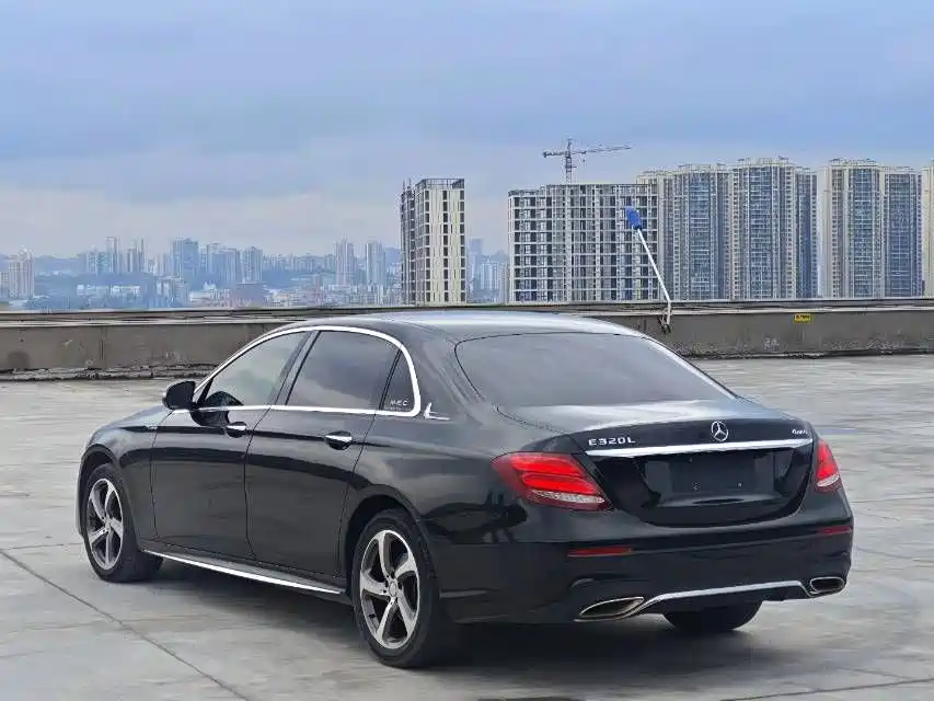 Mercedes-Benz E-Class 2017 E 200 Sport 4MATIC фото 7