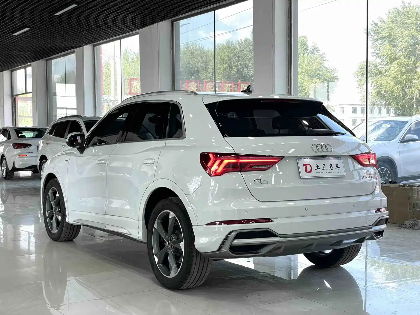 Audi Q3 2022 35 TFSI Fashion Dynamic фото 4