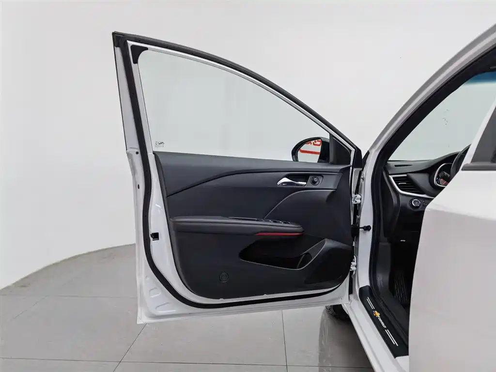 Chevrolet Monza 2022 Mild Hybrid RS 330T Automatic Comfort Edition фото 8