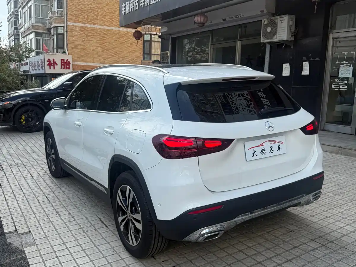 Mercedes-Benz GLA 2025 2025 GLA 200