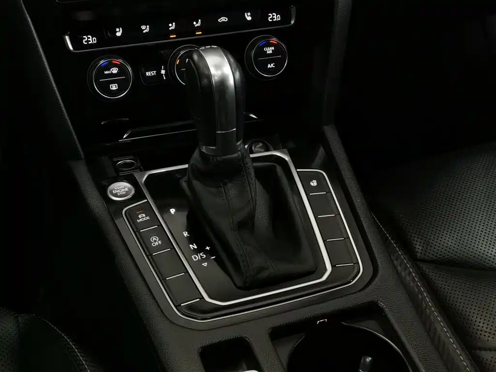 Volkswagen FAW-Volkswagen CC 2019 330TSI Charming Appearance (China V) фото 13