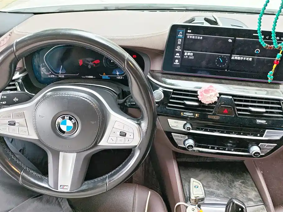 BMW 5 Series 2022 525Li M Sport Package фото 12