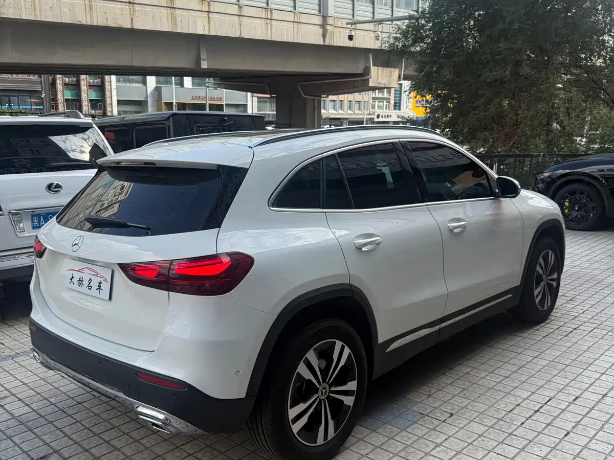 Mercedes-Benz GLA 2025 2025 GLA 200