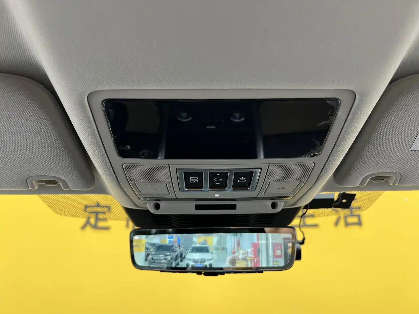 Land Rover Discovery 2024 2024 360PS Dynamic SE